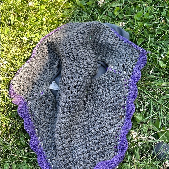 Gray and Purple Lacrosse Stick Head with Semi-Soft Mesh horse bonnet - Picture 4 of 4